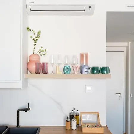 Urban Chic Residences דירה